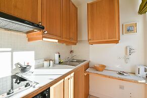 Studios 2 Let North Gower