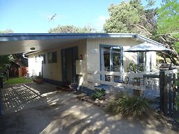 Beachwalk Cottage