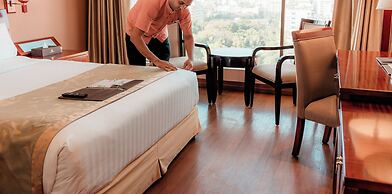 The Peninsula Chittagong