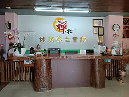 Zen and Pine Resort