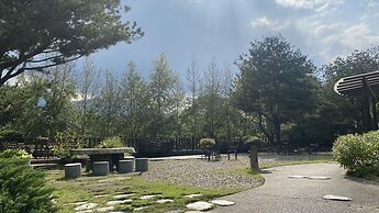 Zen and Pine Resort
