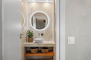 Nikos Apartments