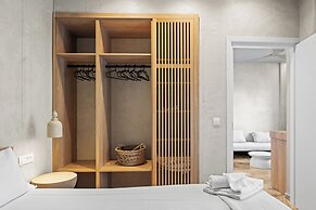 Nikos Apartments