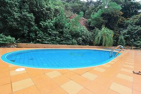Virgo Batik Resort Teluk Batik Lumut