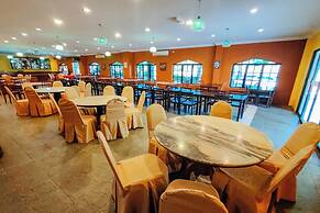 Virgo Batik Resort Teluk Batik Lumut