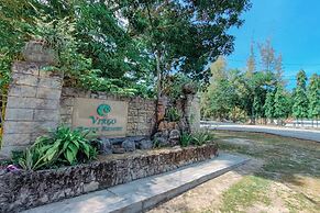 Virgo Batik Resort Teluk Batik Lumut