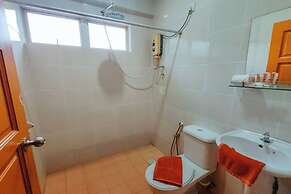 Virgo Batik Resort Teluk Batik Lumut