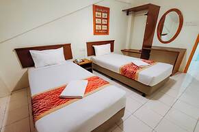 Virgo Batik Resort Teluk Batik Lumut