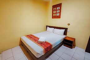 Virgo Batik Resort Teluk Batik Lumut