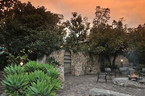 Sunset Manor