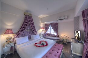 Arenaa Batik Boutique Hotel