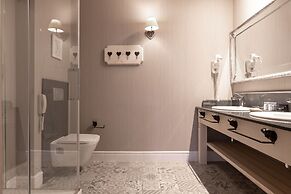 ARIES Hotel & SPA
