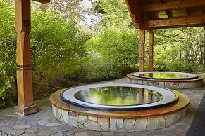 ARIES Hotel & SPA