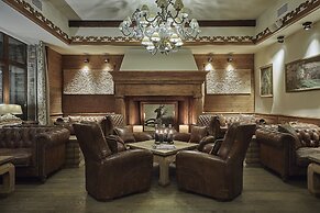 ARIES Hotel & SPA