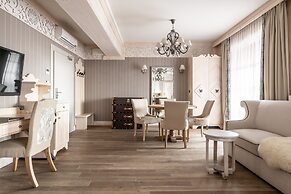 ARIES Hotel & SPA