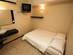 Hotel Zamburger Sg Bakap