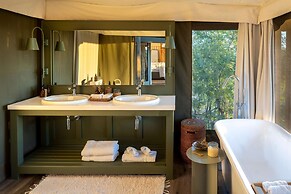Simbavati Hilltop Lodge