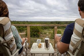 Simbavati Hilltop Lodge