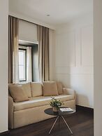 Casa Solayme Garrett
