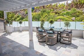 Julipapas Gardens