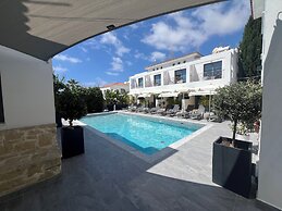 Julipapas Gardens