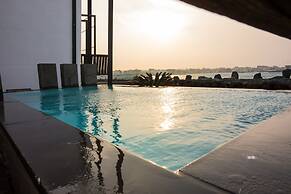 Aqua BEAutique