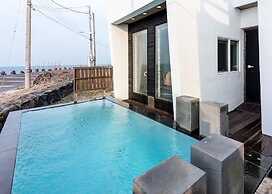 Aqua BEAutique