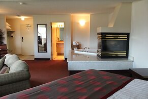 Tamarack Motor Inn
