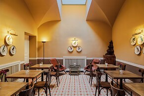 QC Grand Hotel Roma