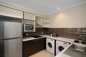 Laguna Apartments