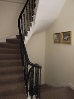 Glasgow House