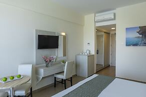 Tofinis Hotel