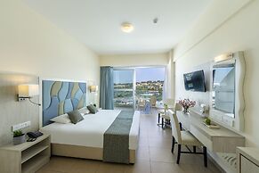 Tofinis Hotel