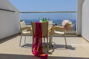 Tofinis Hotel