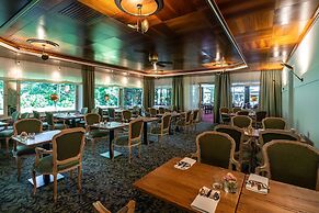 Waldhotel Tannenhäuschen
