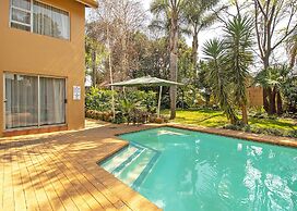 Sunward Park Guest House & Conference Centre