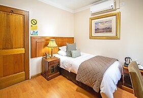 Sunward Park Guest House & Conference Centre