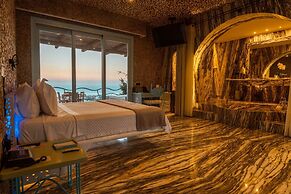 Agalia Luxury Suites