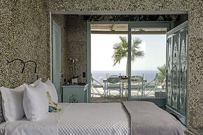 Agalia Luxury Suites