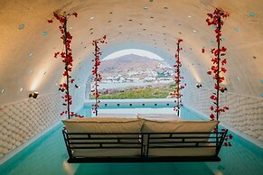 Agalia Luxury Suites