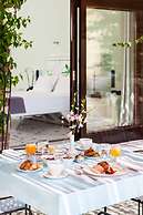 Agalia Luxury Suites