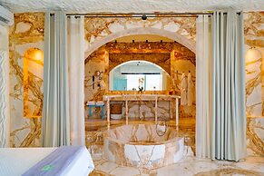 Agalia Luxury Suites