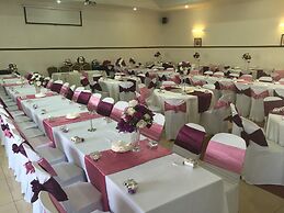 Riverside Hotel and Conference Centre
