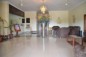 Riverside Hotel and Conference Centre