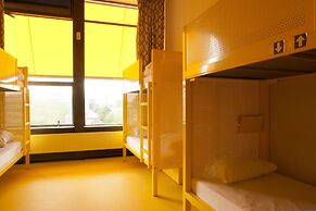 WOW Hostel Amsterdam