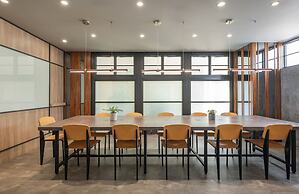 Kindness Hotel - Kaohsiung Main Station