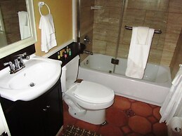 Villa Allamanda