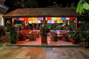 The Silver Oaks Inn
