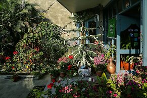 The Silver Oaks Inn