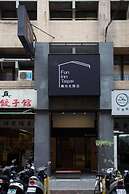 Fun Inn Taipei Hostel